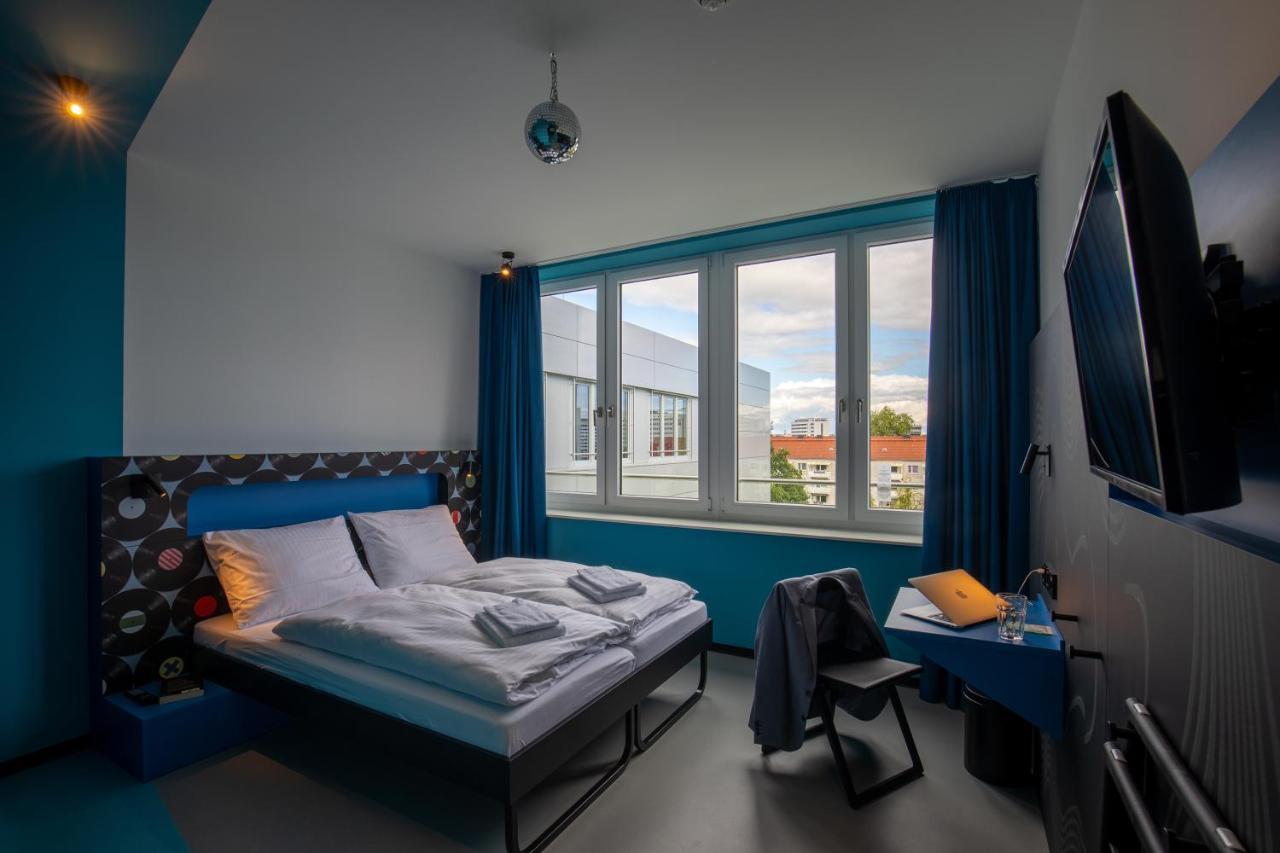 Meininger Hotel Dresden Zentrum Esterno foto