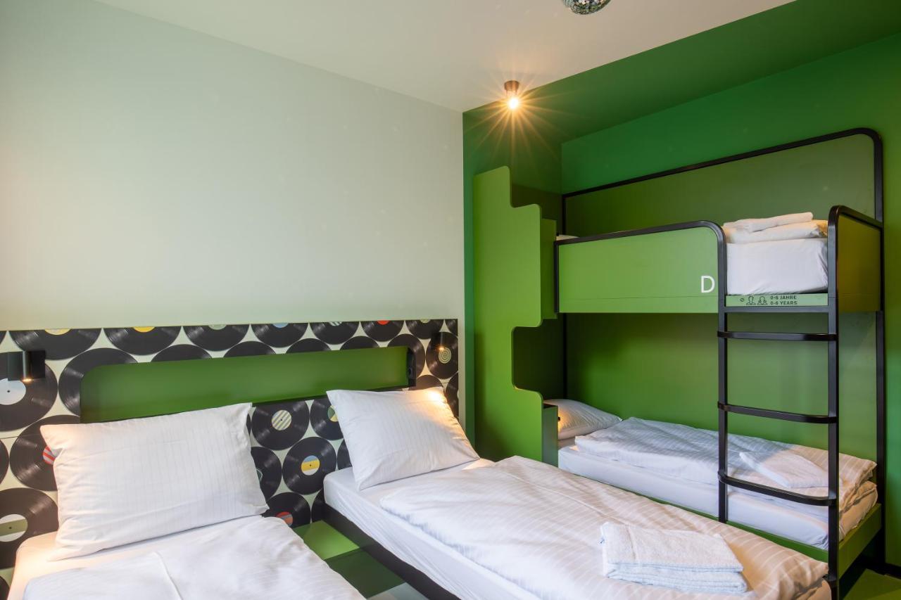 Meininger Hotel Dresden Zentrum Esterno foto