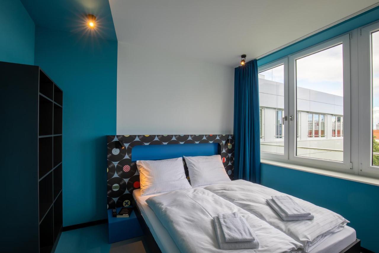 Meininger Hotel Dresden Zentrum Esterno foto